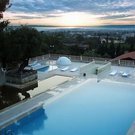 Naturmed Thermal Springs And Health Center מלון קוסדסי