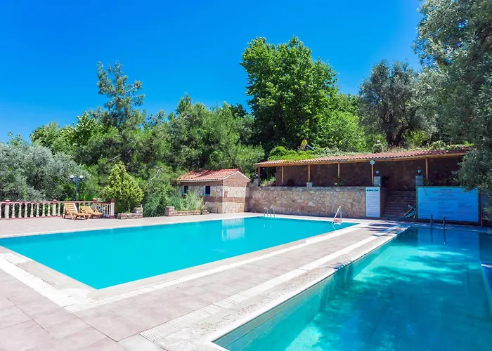 Naturmed Thermal Springs And Health Center * קוסדסי