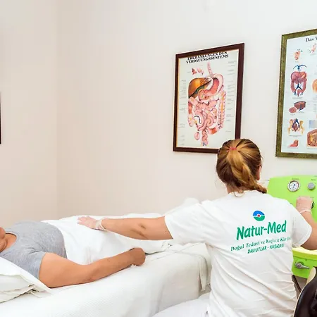 Hotel Naturmed Thermal Springs And Health Center *