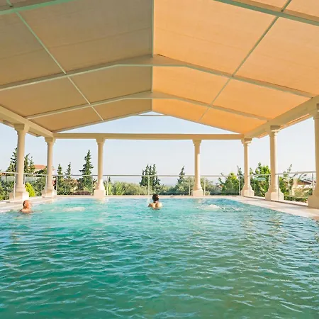 Otel Naturmed Thermal Springs And Health Center *