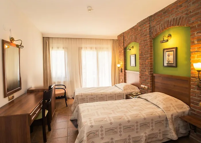 Naturmed Thermal Springs And Health Center Hotel *